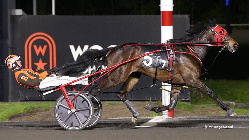 The Canam Banker Best At Mohawk On Thursday