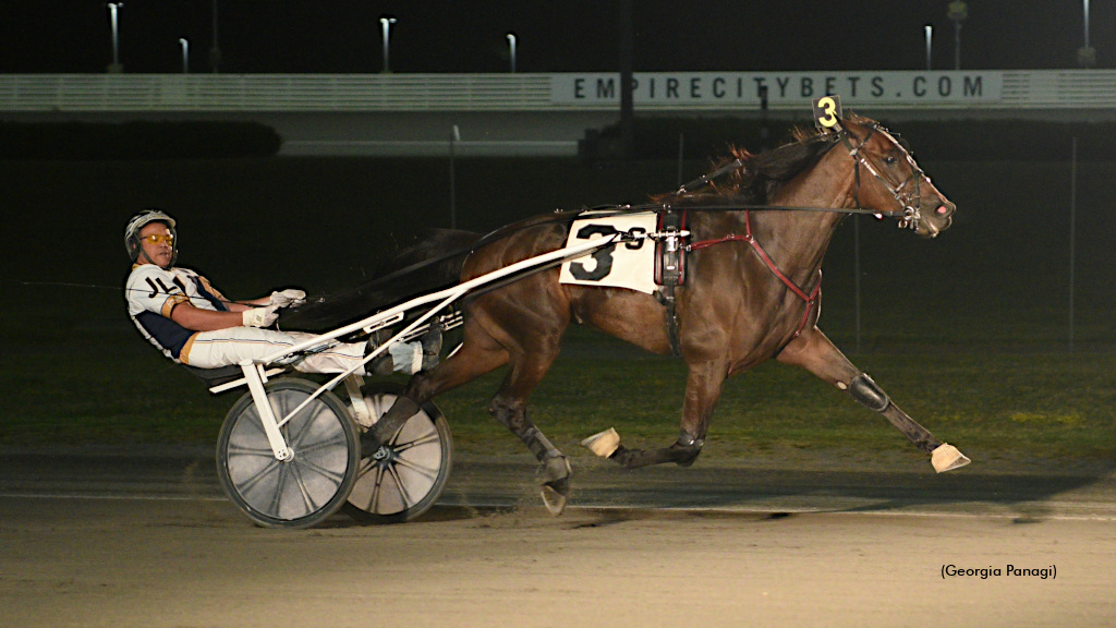 Calabrese, Lee Claim Yonkers NAADA Splits