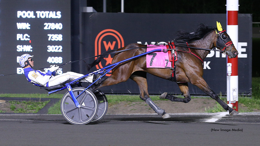 Stubborn Chee Lowers Lifetime Mark In Mohawk Qualifiers