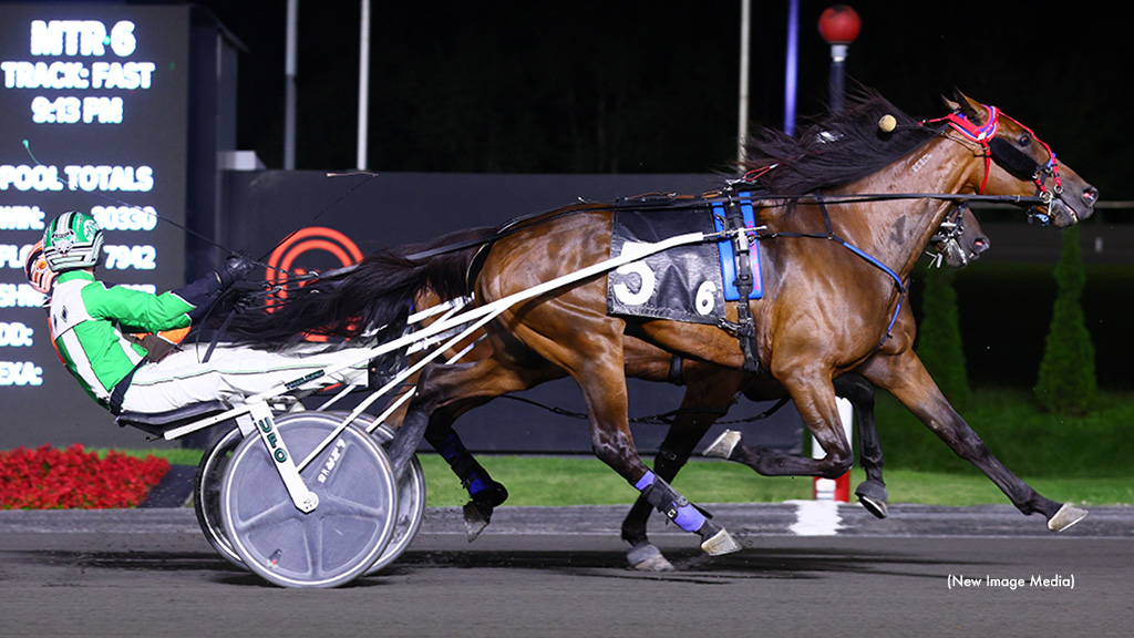 Blue Devil Upsets In Mohawk Pop Up Series