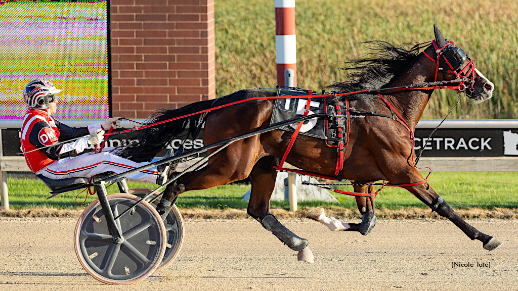 Big Night At Aces For Hauser And Magee 