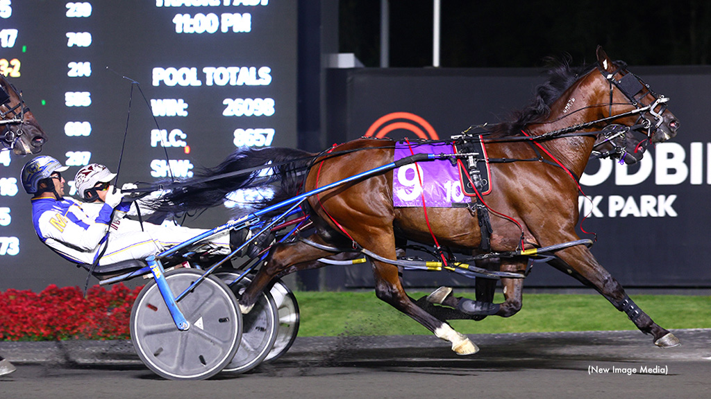 MacDonald Takes Half The Card At Mohawk