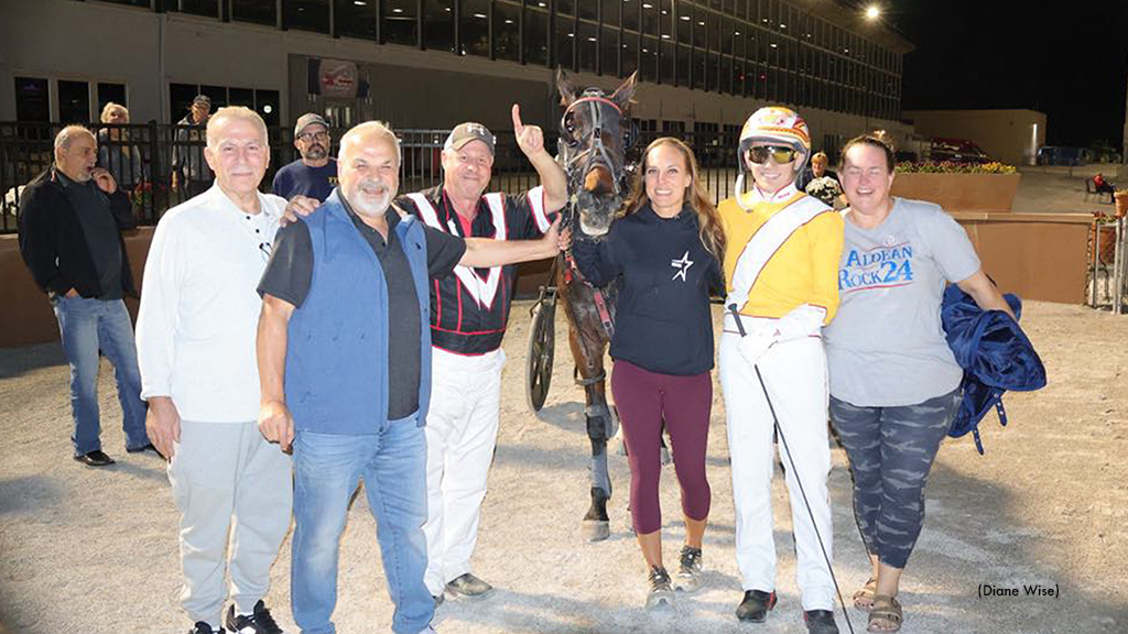 Southwind Amazon Rewrites Records Books
