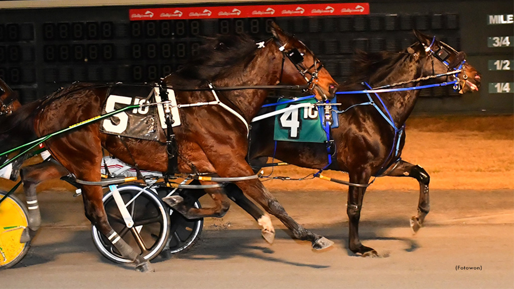 Captain Pete Prevails In Dover DSBF Final