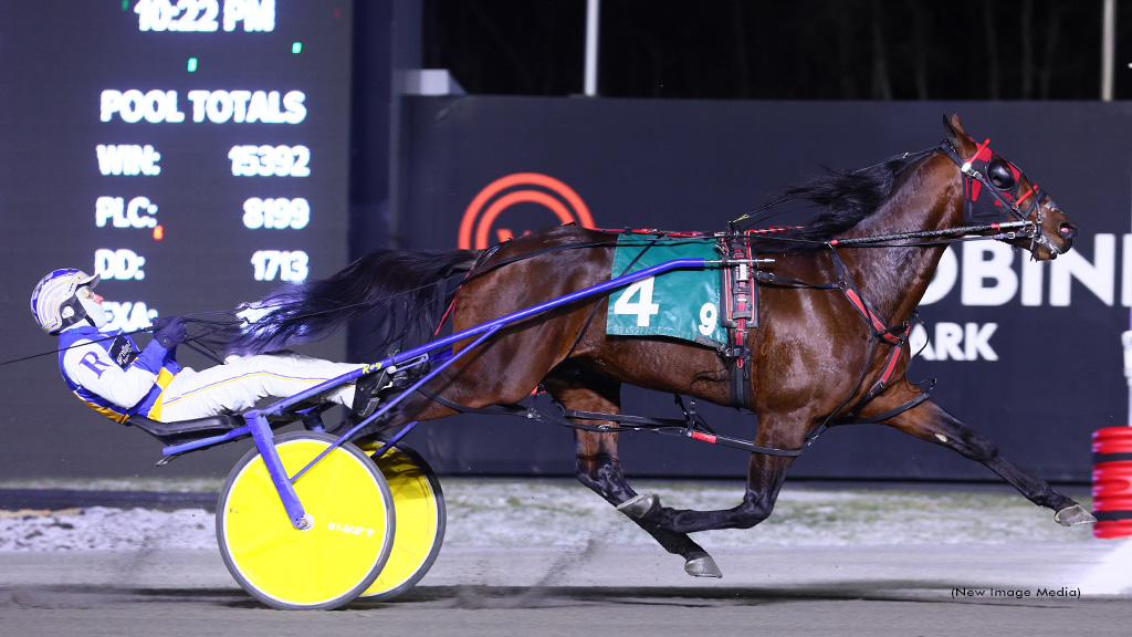 Ervin Hanover Excels Once More At Mohawk
