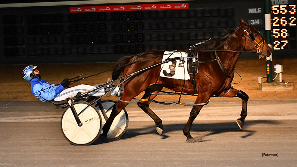 Jett Propelled Soars To Third Straight In DSBF Prelim Jett Propelled Soars To Third Straight In DSBF Prelim