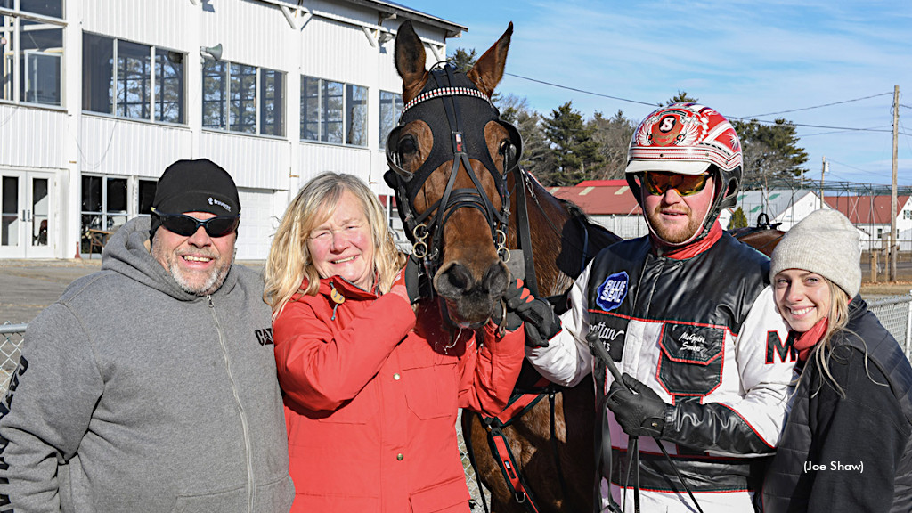 Machtu N Takes Cumberland’s Auld Lang Syne Pace