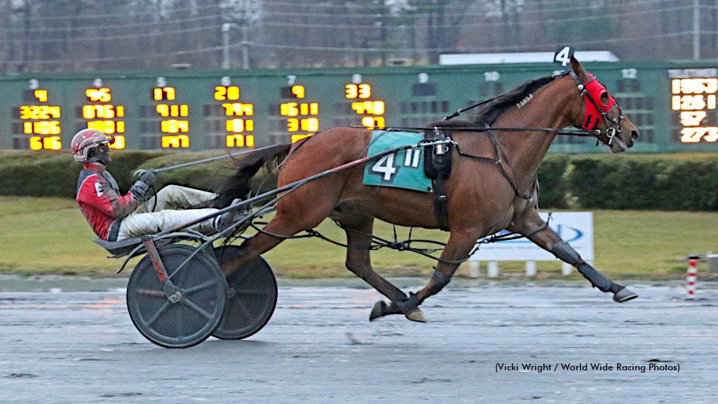 Ts Raider II, the final winner at Freehold Raceway