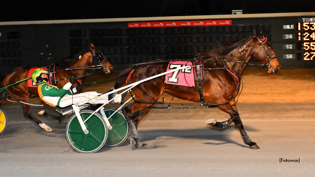 Majorca N Takes Mares Open At Dover