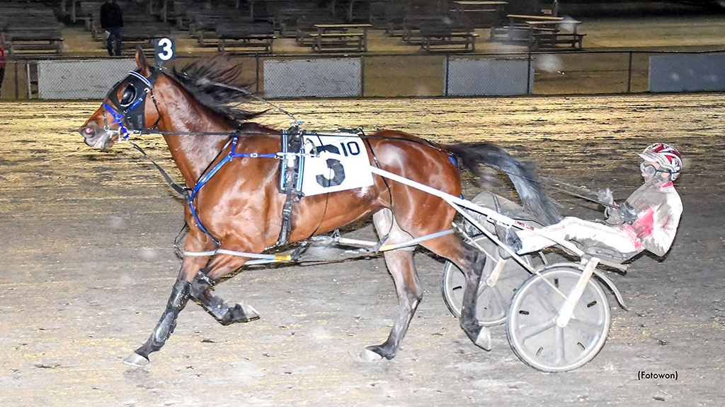 Quarrel Wins Vernon Opening Night Feature