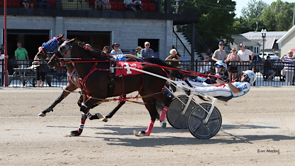 Dead Heat In Clinton Pop-Up Final