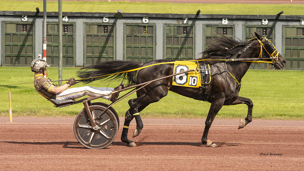 QuiksilvrBluechip-061025-PaulBracey-1024px