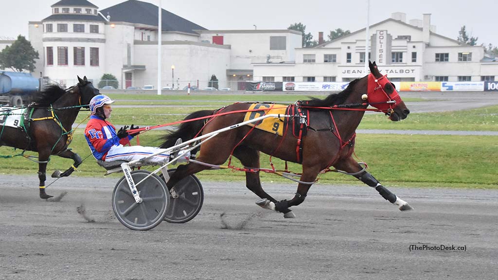 Chosson Wins Amateur Driving Debut At 3R