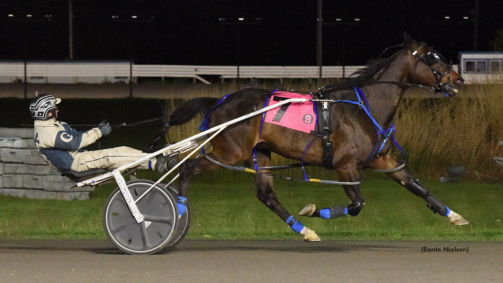 Gagnon Is Great With Eight Wins At Rideau