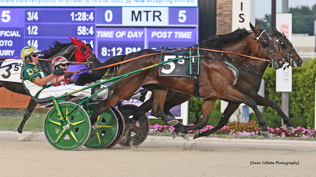 Rookie Trotting Fillies Flourish In Indiana Sire Stakes