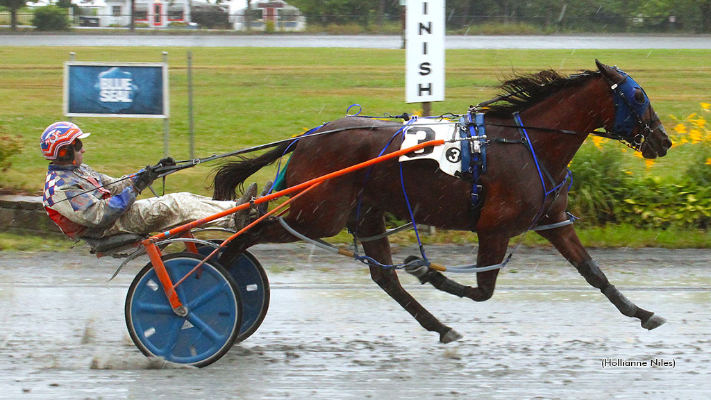 Massive Speed Flexes Might In Maine Sire Stakes