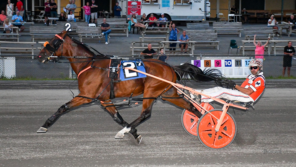 MacDonald Sweeps Features At Vernon