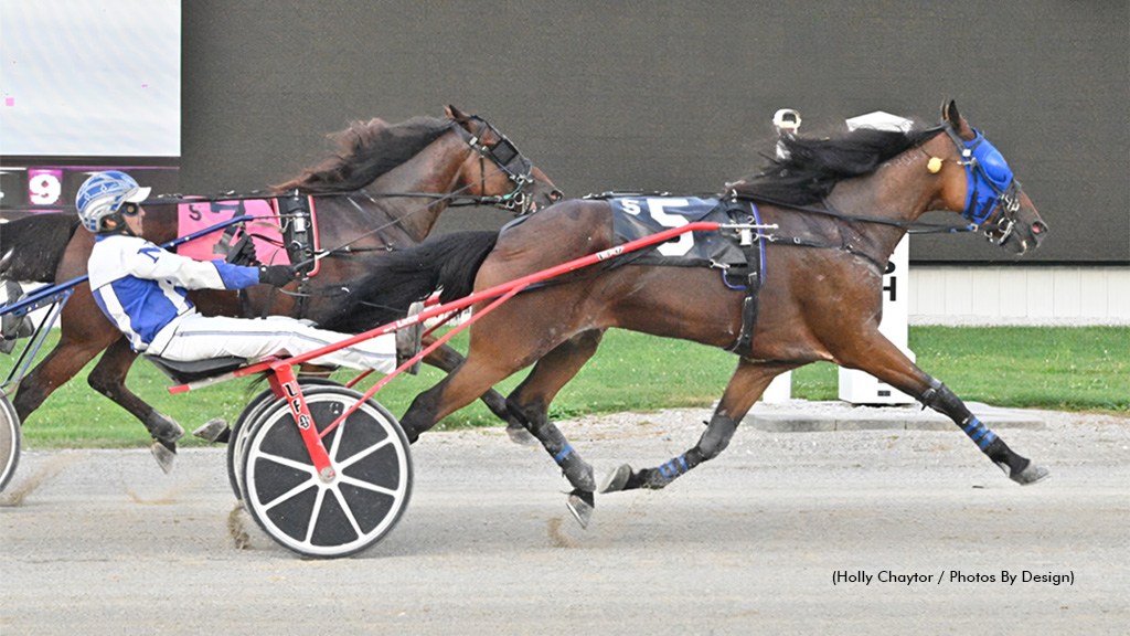 Classy Guy Steps Up, Upsets In Hiawatha Preferred