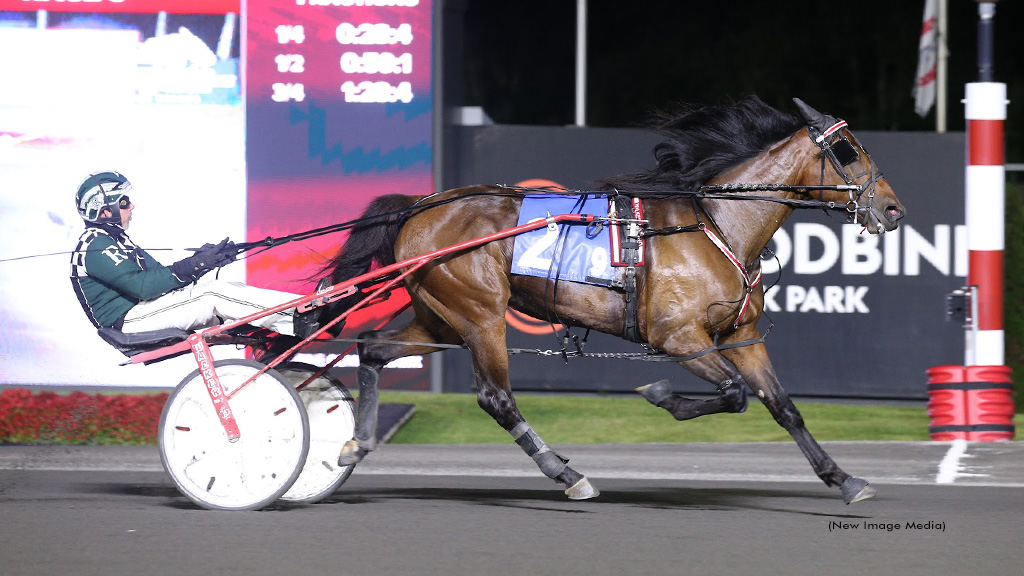 Rookie Fillies Shine In Mohawk Grassroots Action