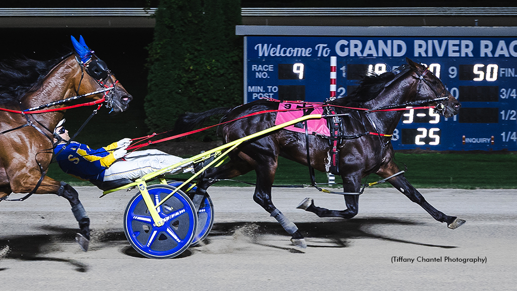 Eden Onthehill winning at Grand River Raceway