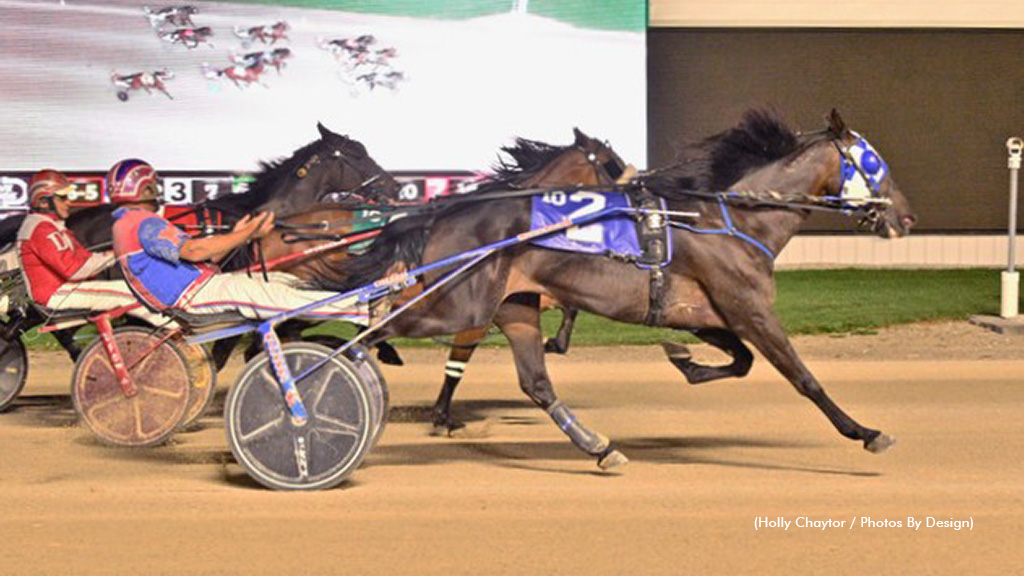 Monteverdi Wins Closing Day Preferred At Hiawatha