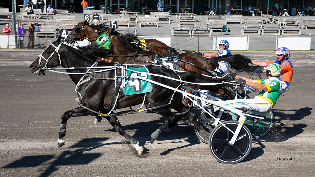 Natameri winning at Vernon Downs