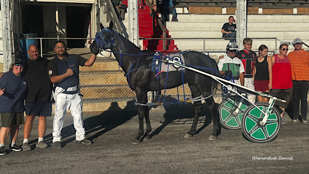 Lous Starr Sets Shenandoah Track Record Sunday