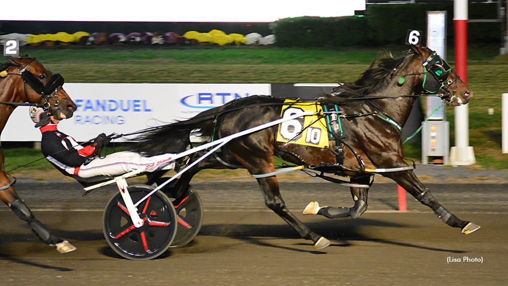 Seven Colors Sparkles In Big M Feature