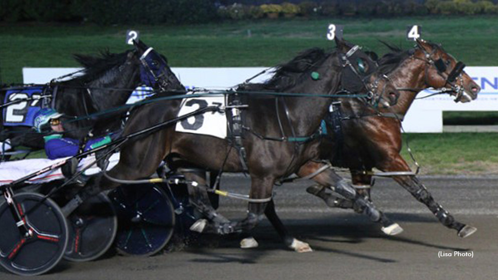 Azrael Blue Chip Wins Fifth Straight In NJSDF Final