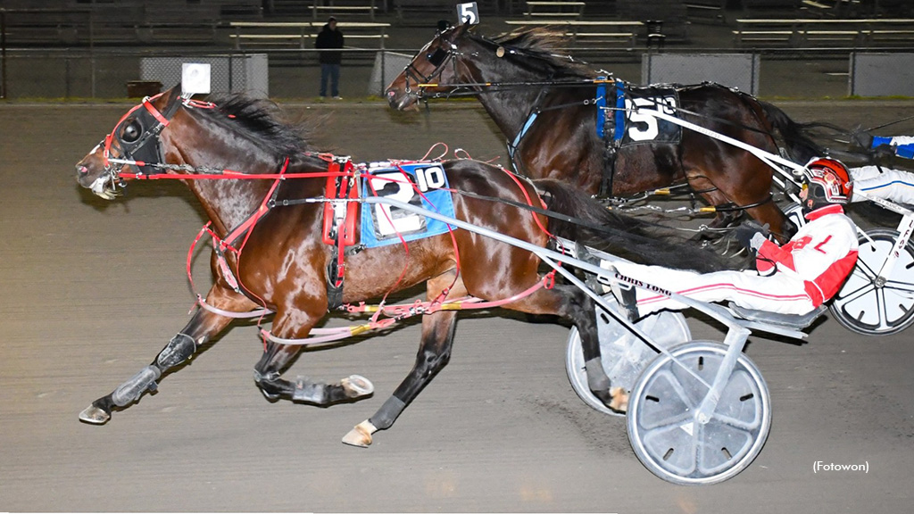 Merrow Takes Vernon Feature; Five For Bailey