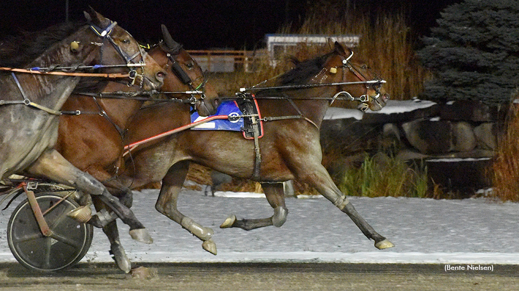 Raising Rusty Leads Pouliot Triple At Rideau