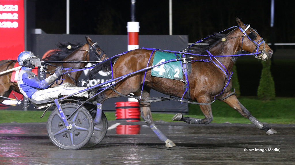 Tells On A Roll Takes Open For Sharp Cullen Barn