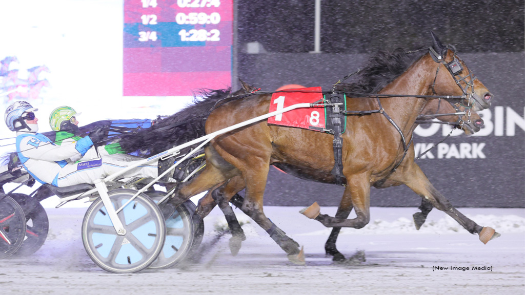YS Queen Beth Rallies In Harvest Upset At Mohawk