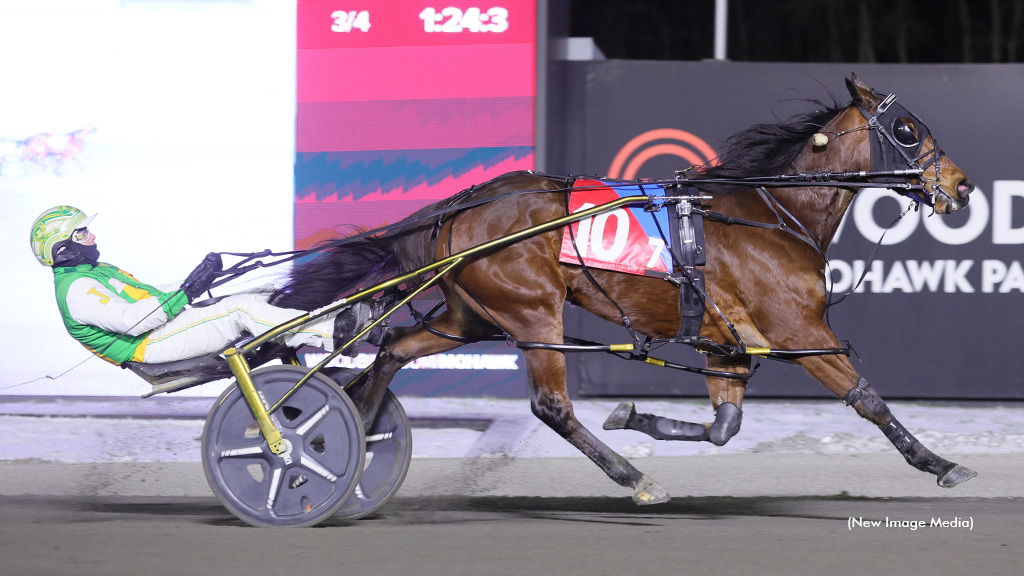 Grit N Grace Romps For Mohawk Open Threepeat