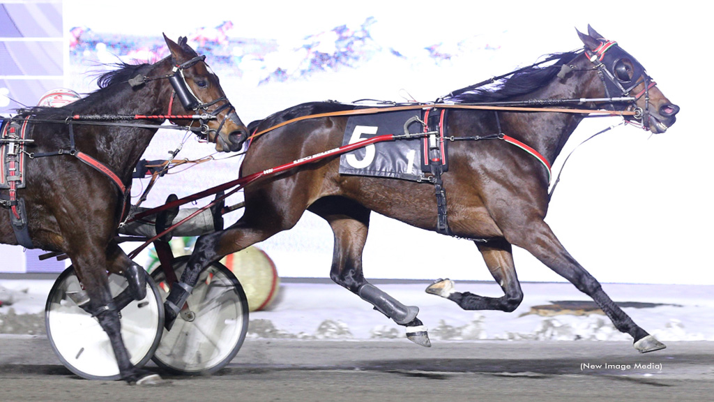 Roxie Hart All Heart At Mohawk