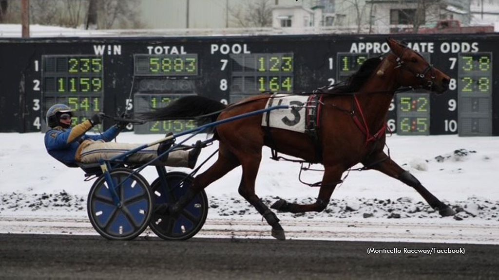 Bruce Aldrich Jr. winning with Win And Dream at Monticello Raceway for his 9,000th lifetime driving win