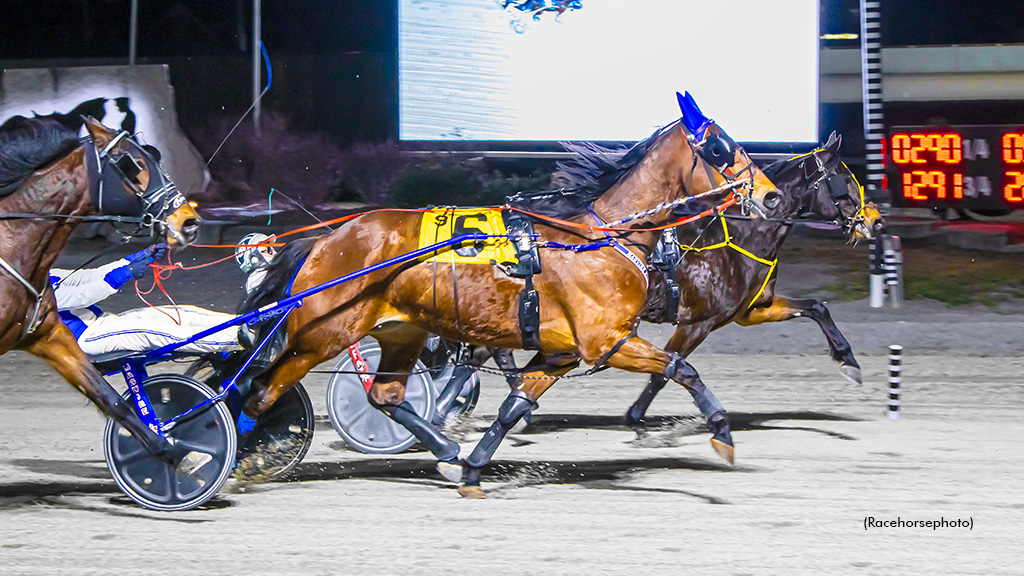 Passarino Prevails Late In London Preferred