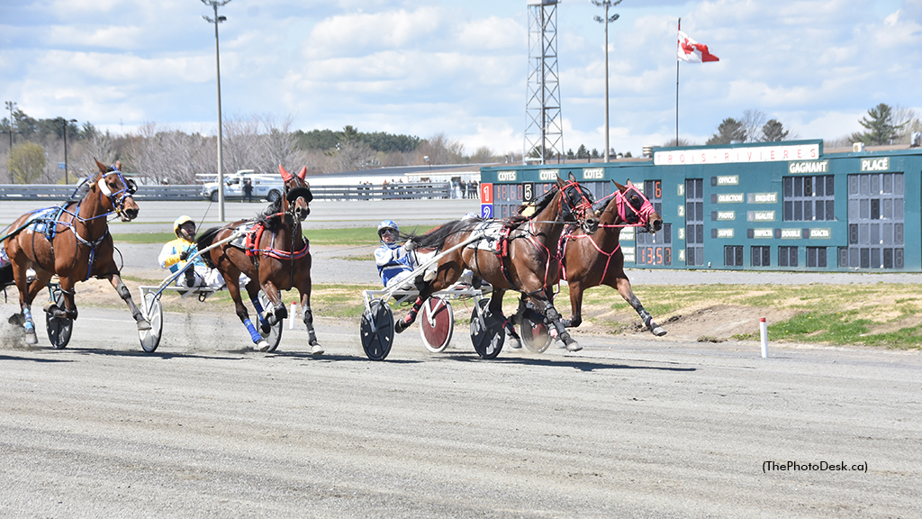 Hippodrome 3R Season Begins