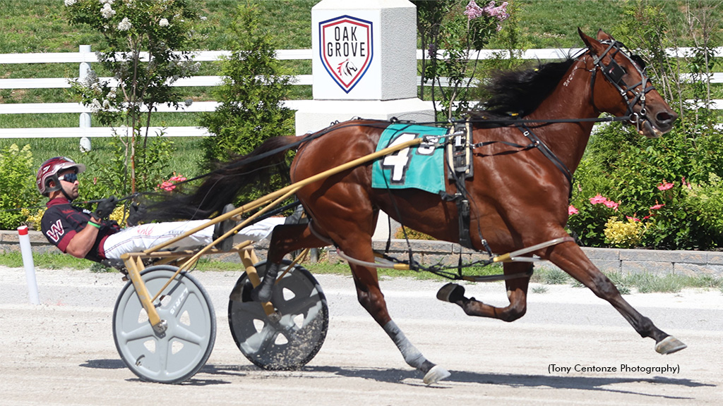 HarrisburgHeist-061526-TonyCentonzePhotography-1024px