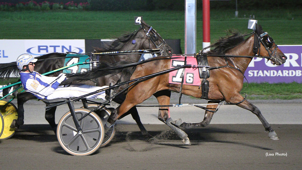 Oaks-Bound Jailbird Jog Wins Tompkins-Geers