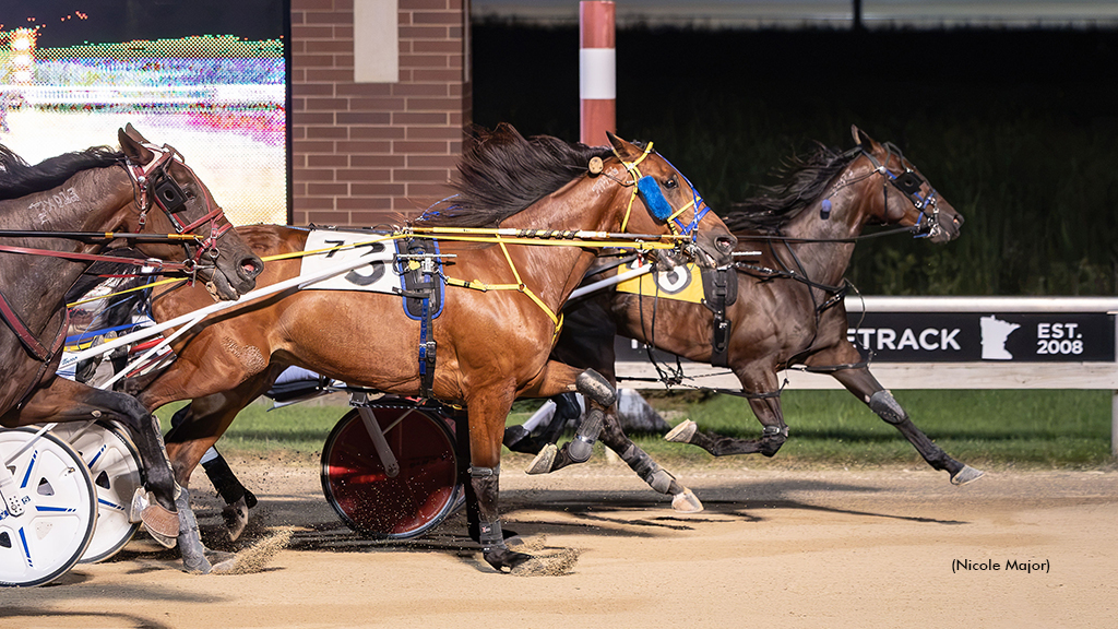 Fifty Rivers winning at Running Aces