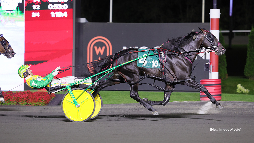 Best Chip Blasts To Victory In Canadian Pacing Derby