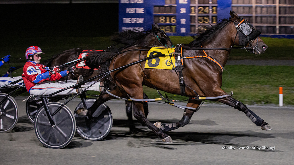 Bettor On Than Off winning at Truro Raceway