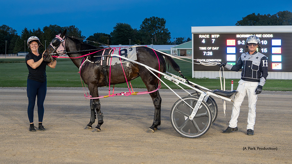 Snake Eyes Hanover with Melissa Loyer and Lorne House