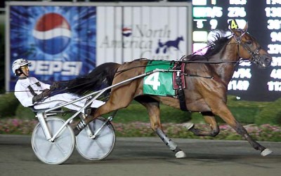 Arch Madness Blazes In Maple Leaf Trot