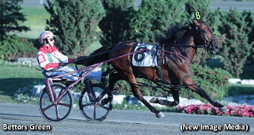 Wallace Fond Of Bettors Green