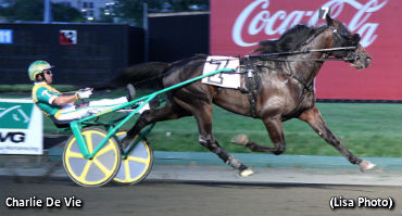 Charlie De Vie Cruises At The Big M