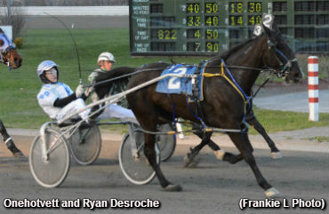 'Waterside' Wins; Desroche Delivers