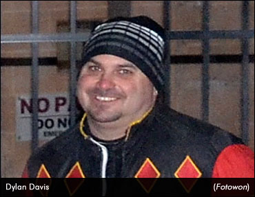 'Demon' Completes Davis Triple