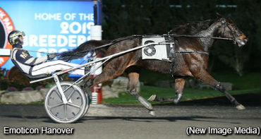 Emoticon Hanover Romps In Preferred ; Harvest Prelims Complete